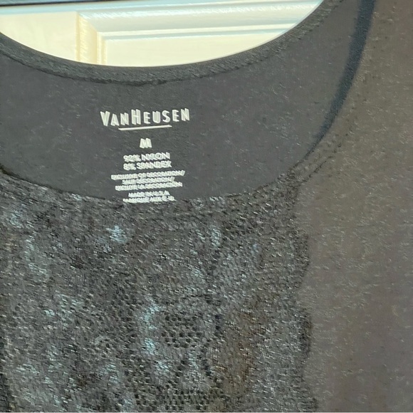 #89 VAN HEUSEN BLACK LACE TANK TOP MEDIUM - Picture 4 of 4